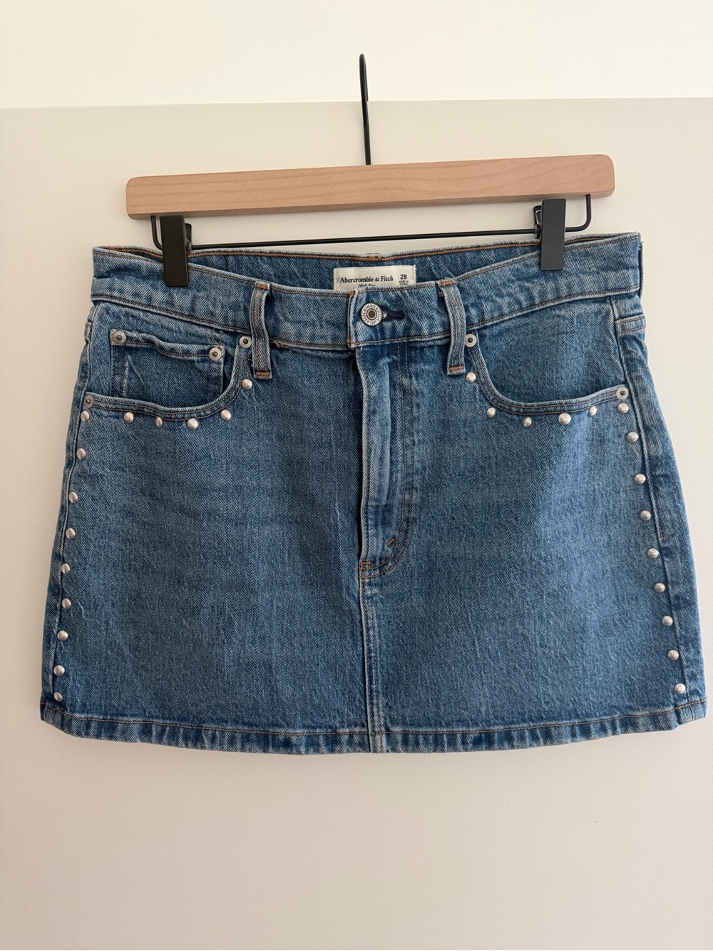 Abercrombie & Fitch High Rise Studded Denim Mini Skirt Size 29